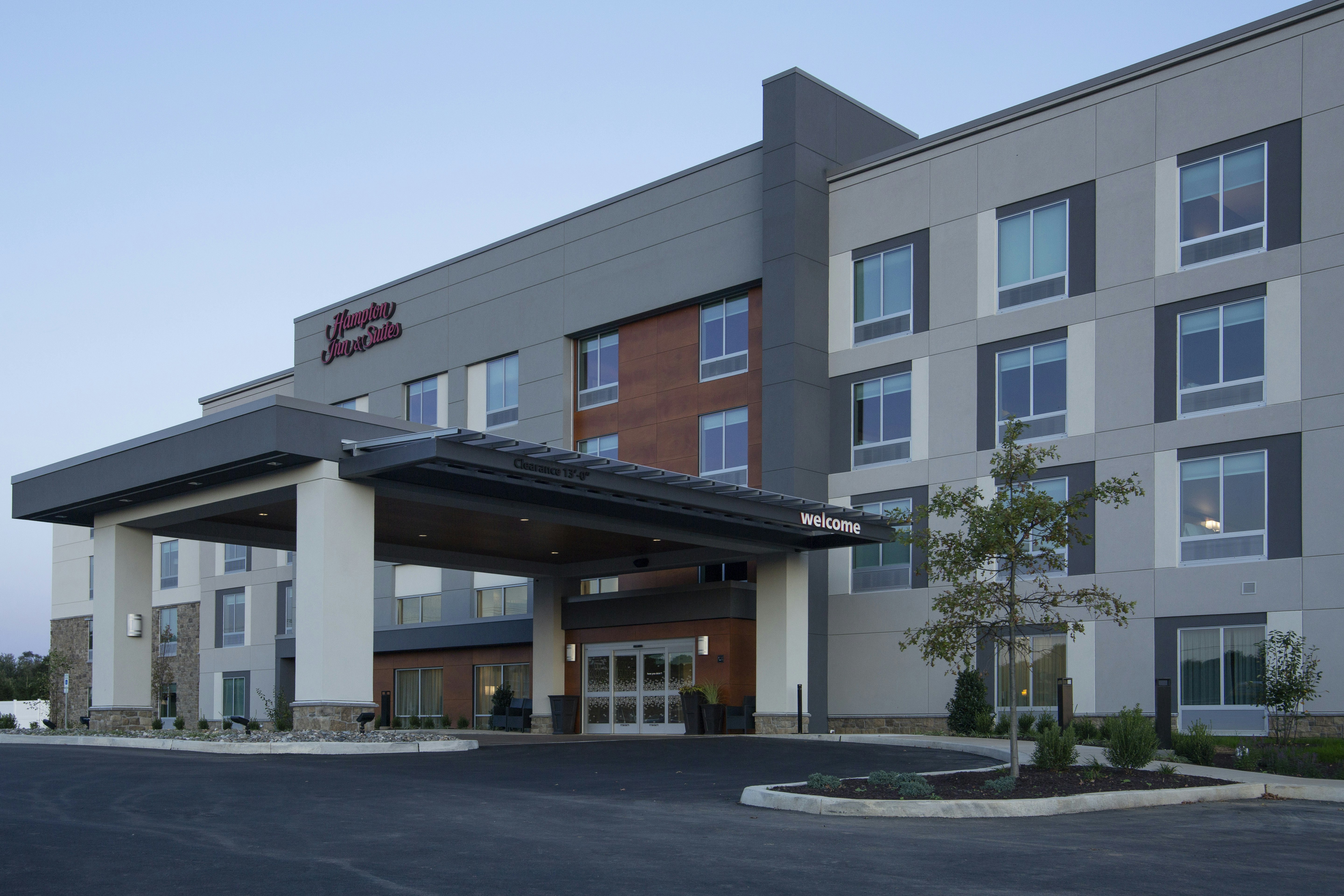 Hampton Inn Suites Kutztown Pa 45/46