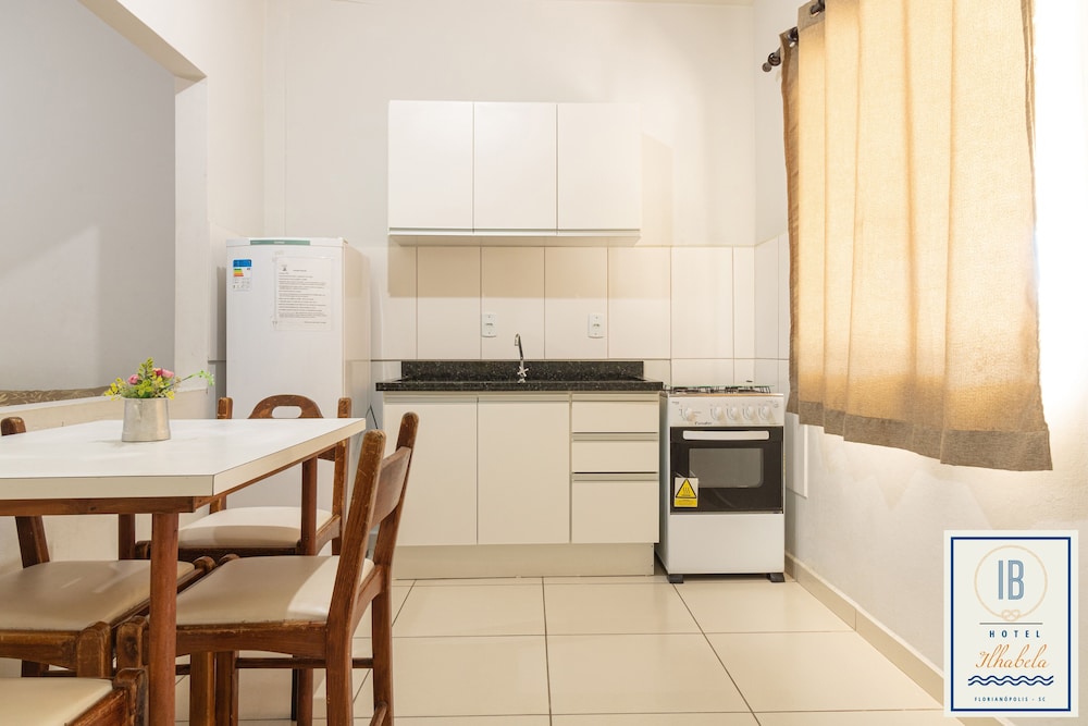 Hotel Residencial Ilha Bela 46/53