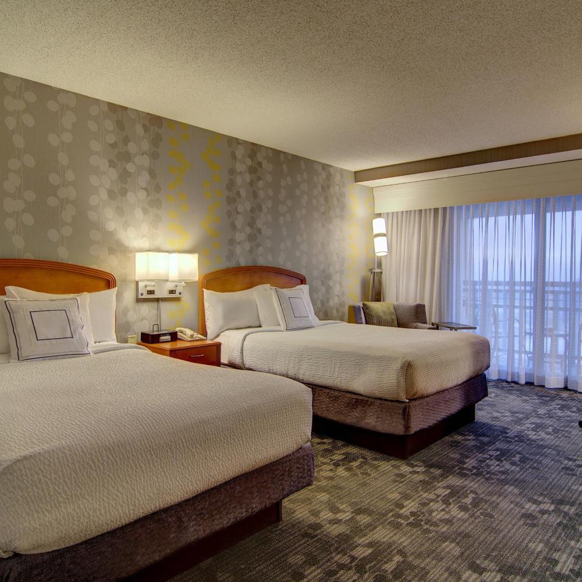 Room, Double Bed, City View