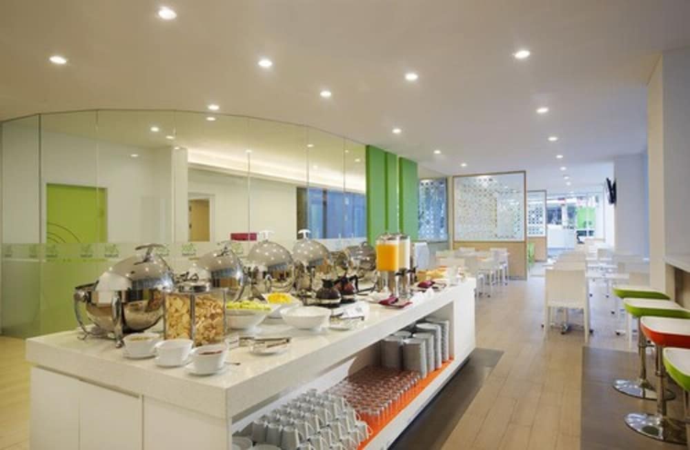 Zest Bogor by Swiss-Belhotel International 27/35