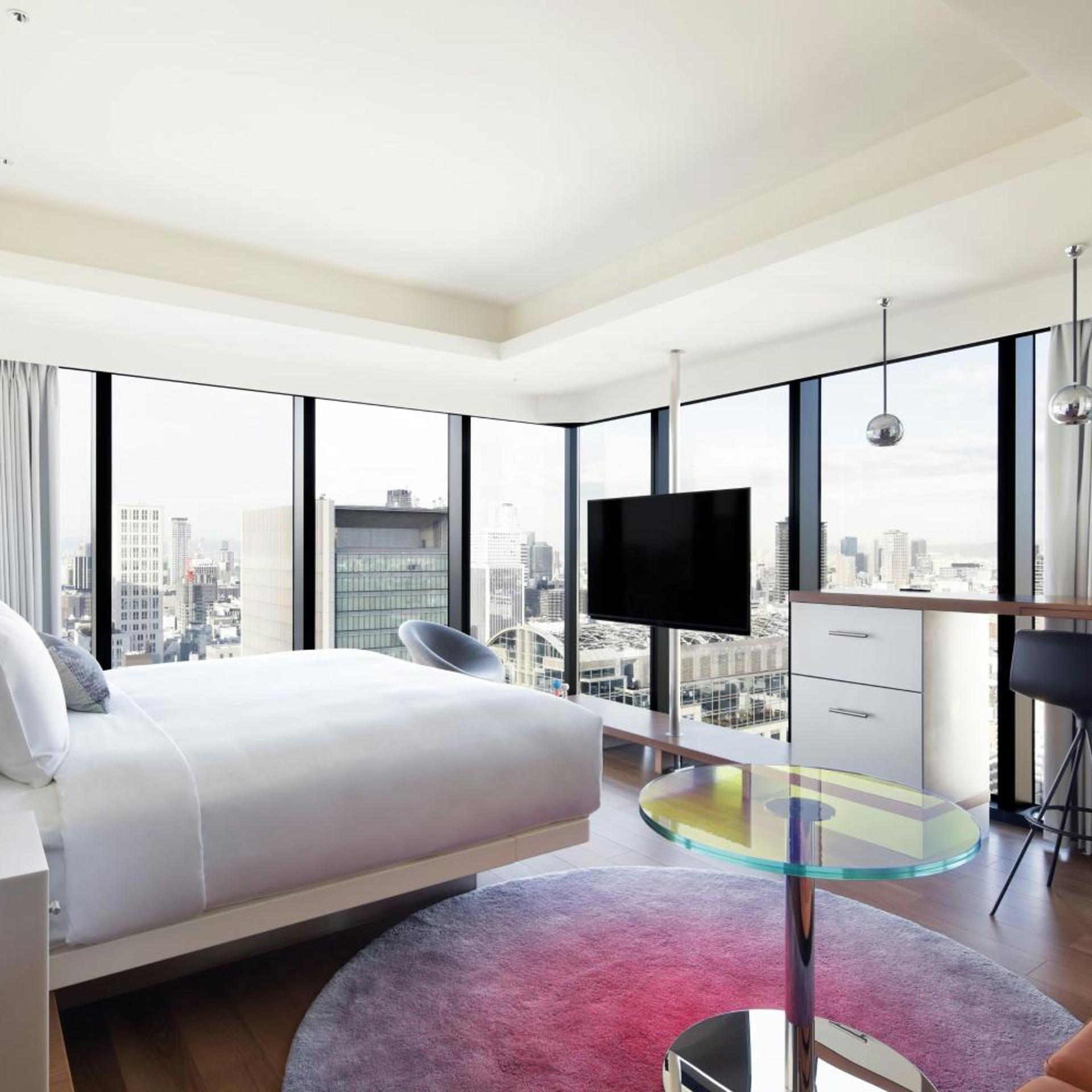 Room, King Bed, City View, Corner, W Osaka 2/4