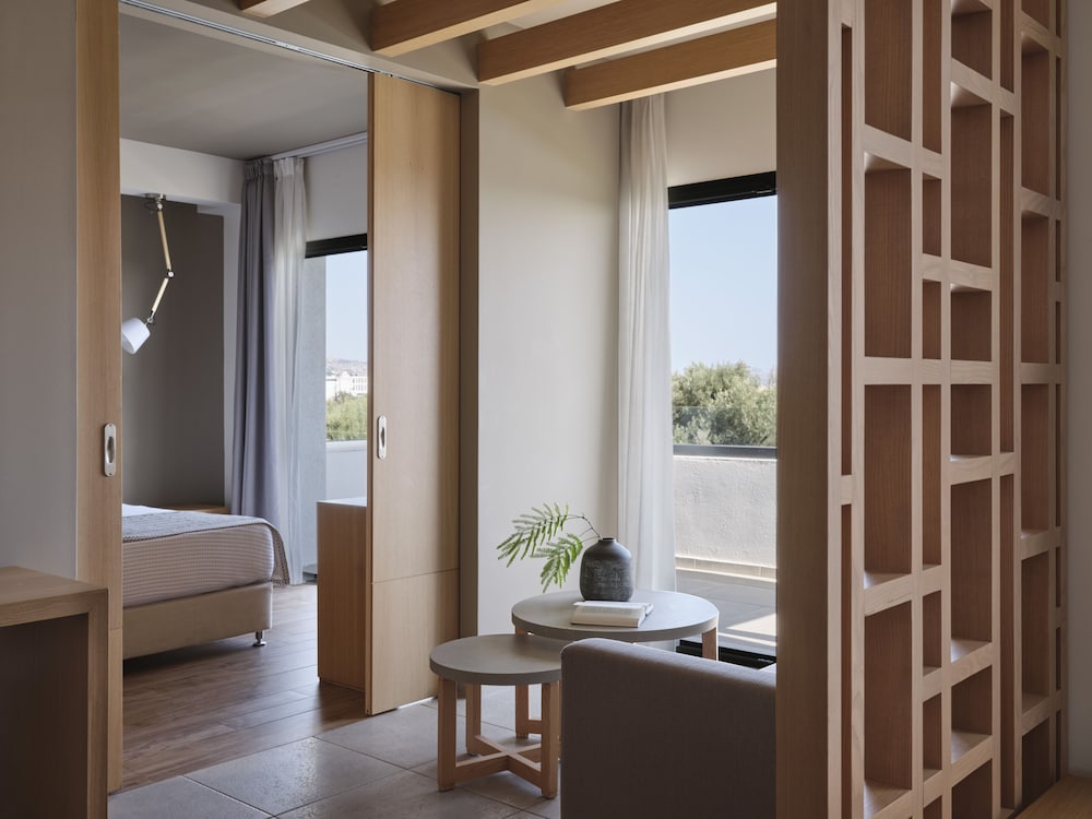 Atlantica Mikri Poli Rhodes 47/65