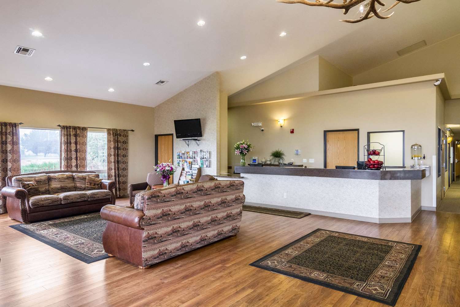 Quality Inn Selah North Park 8/27