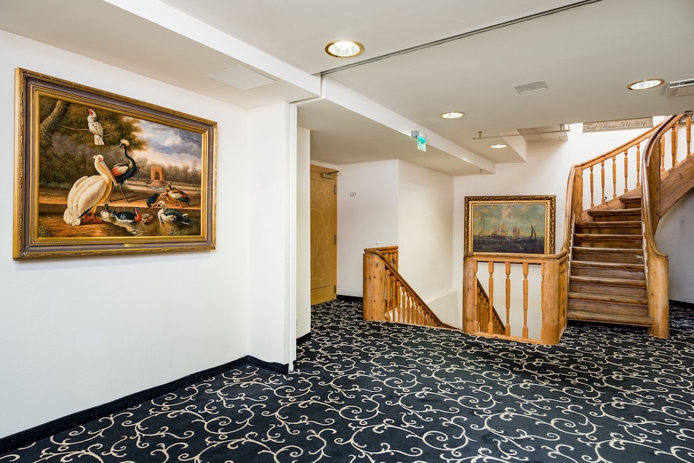 Meriton Old Town Garden Hotel 24/49
