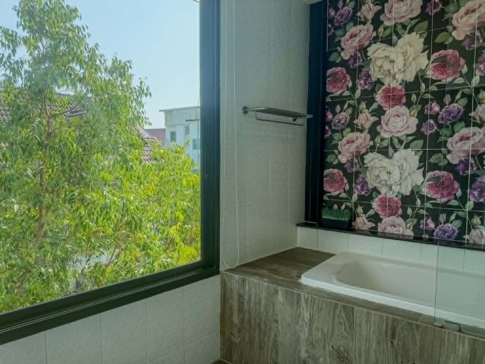 CHIANG MAI THAI HOUSE 49/71