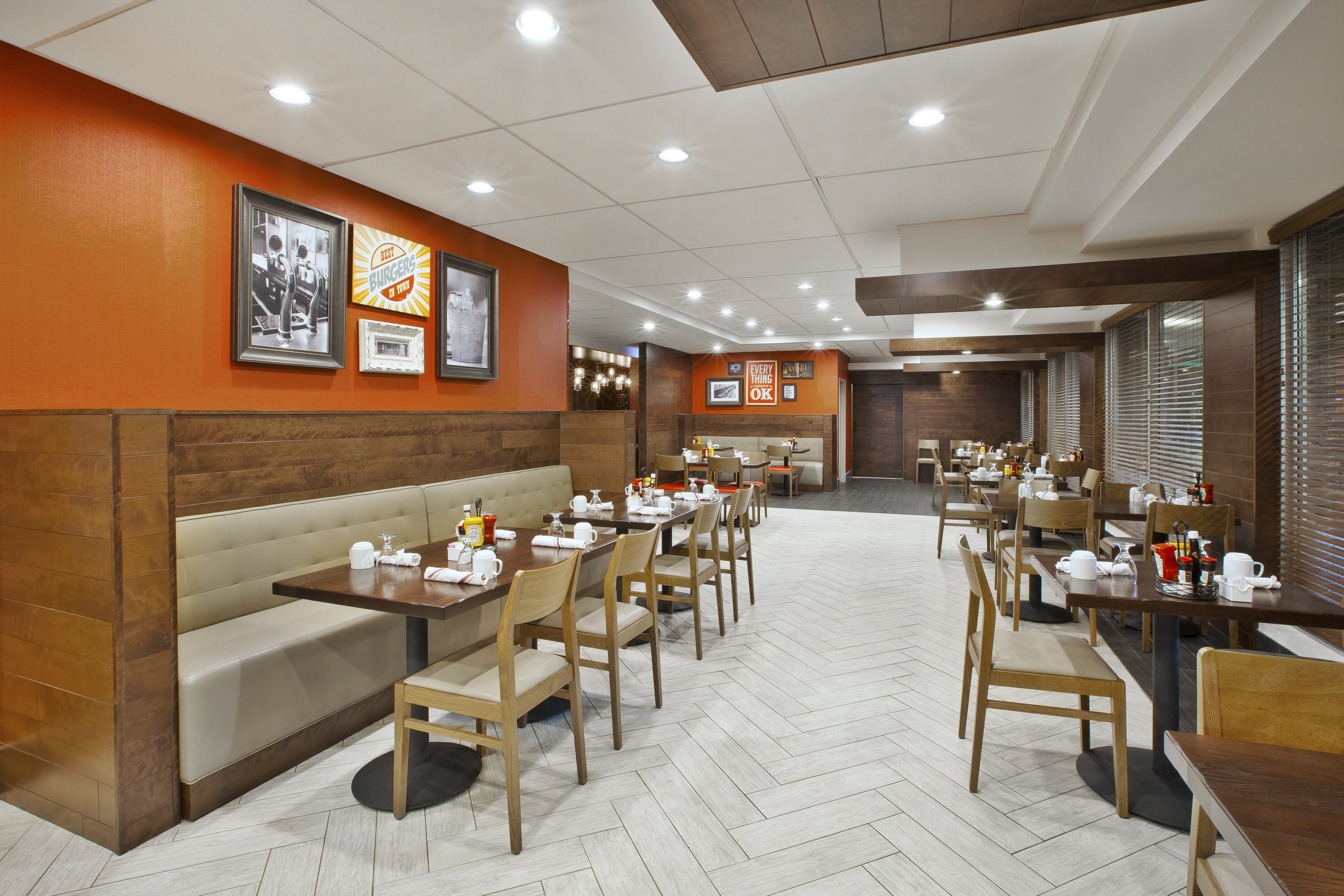 Holiday Inn Columbus Downtown Capital Square 58/65