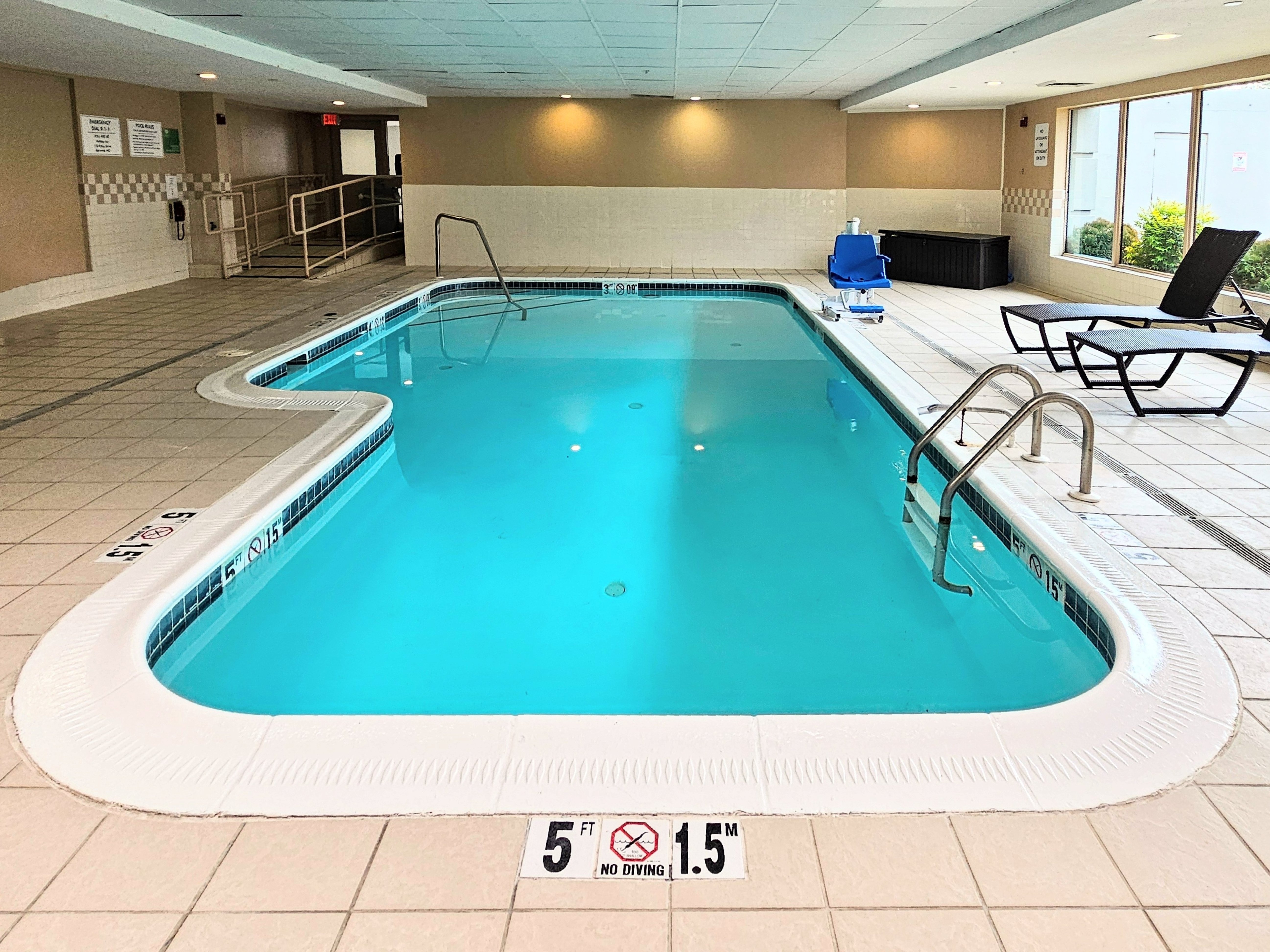 Holliday Inn Belcamp Aberdeen Area Ex Wingate By Wyndham Aberdeen Edgewood 20/46