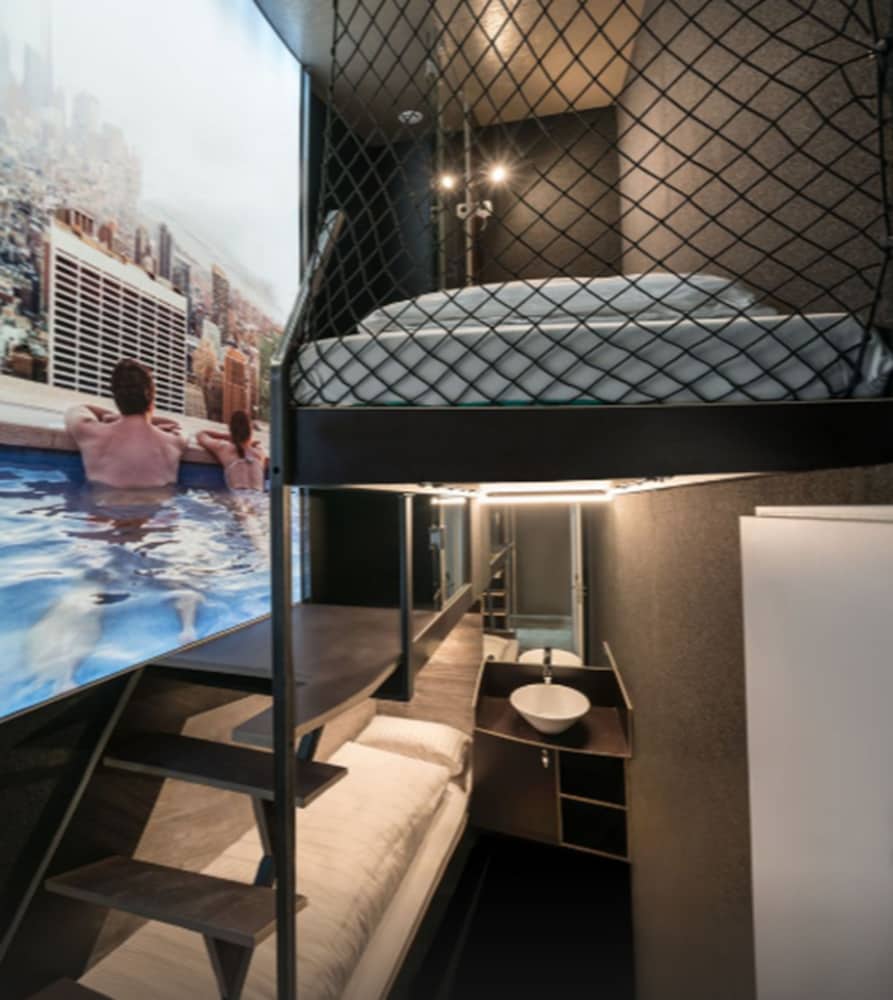 BoxHotel Hannover (App based Hotel) 21/28