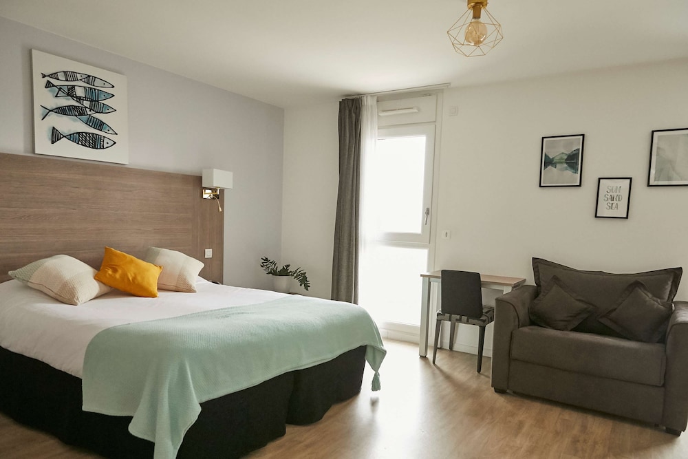 Aparthotel Adagio Access Massy Palaiseau 24/71