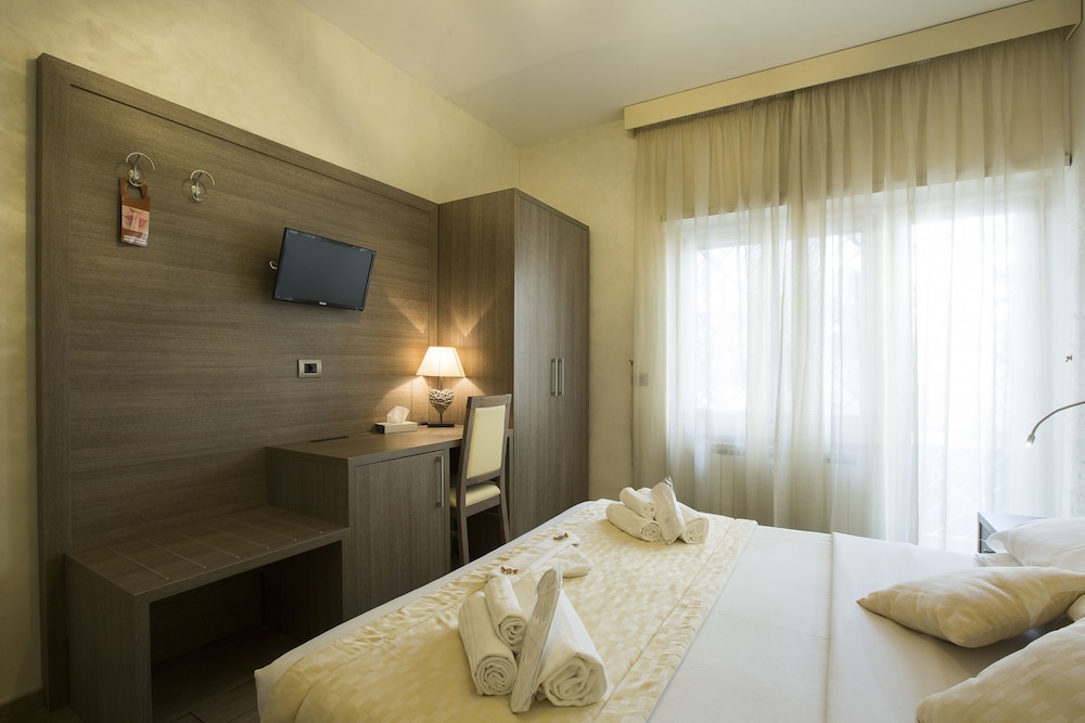 Relais Tiburtina 38/64