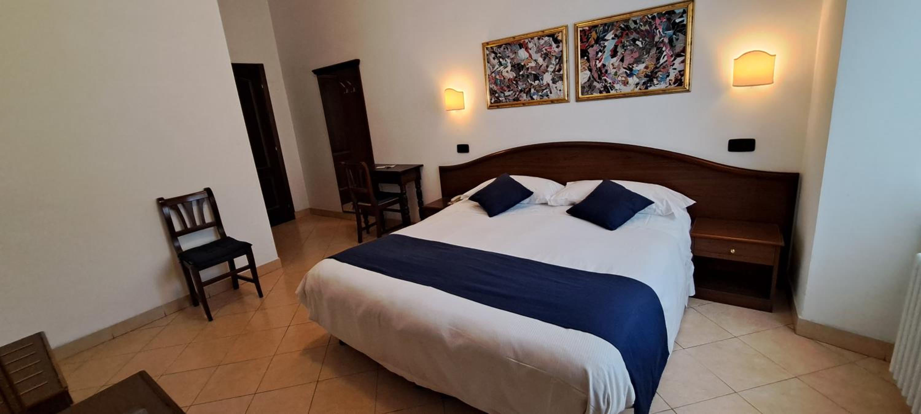 Hotel Bonazzi 13/40