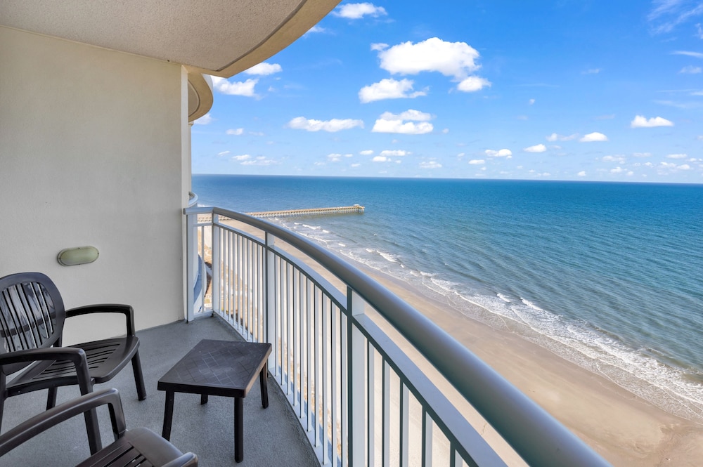 Sandy Beach Oceanfront Resort 43/50