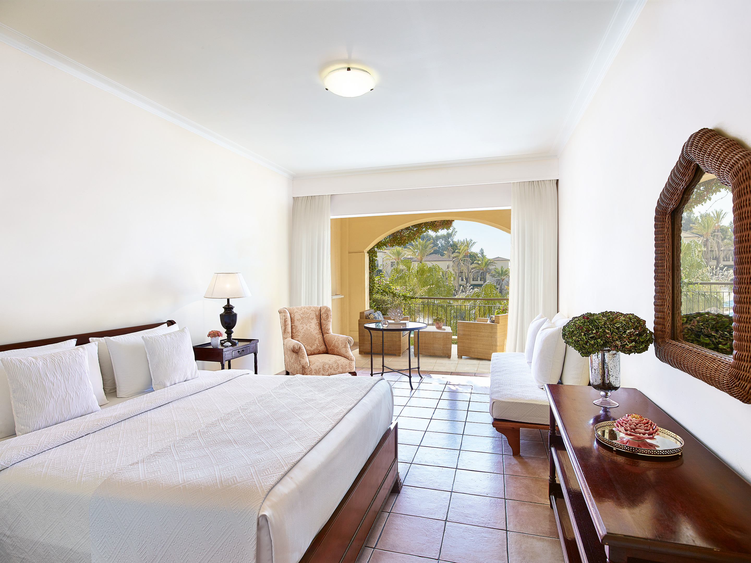 Room, Double Bed, Lateral Side Sea View
