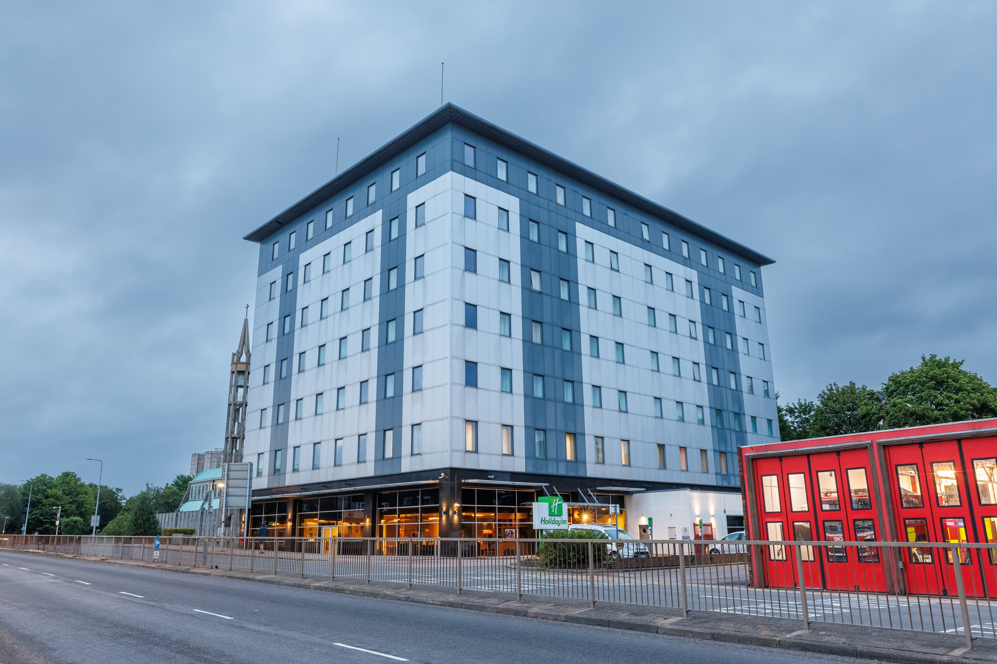 Holiday Inn Stevenage 4/50