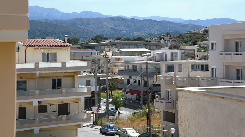 Klinakis Beach Hotel 8/60