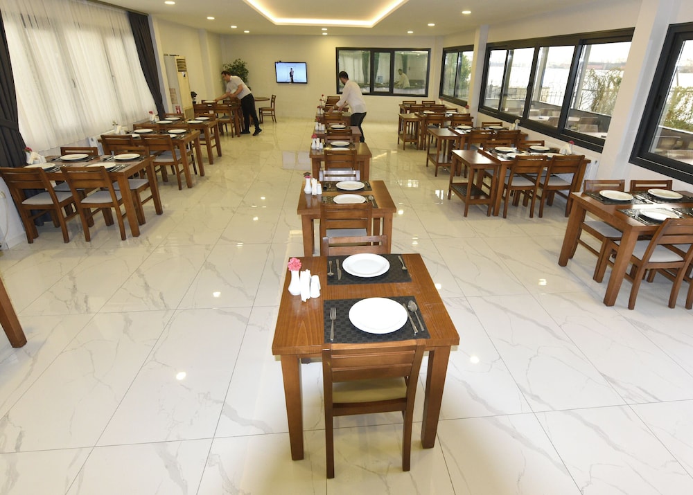 SAHIL BUTIK HOTEL 46/63