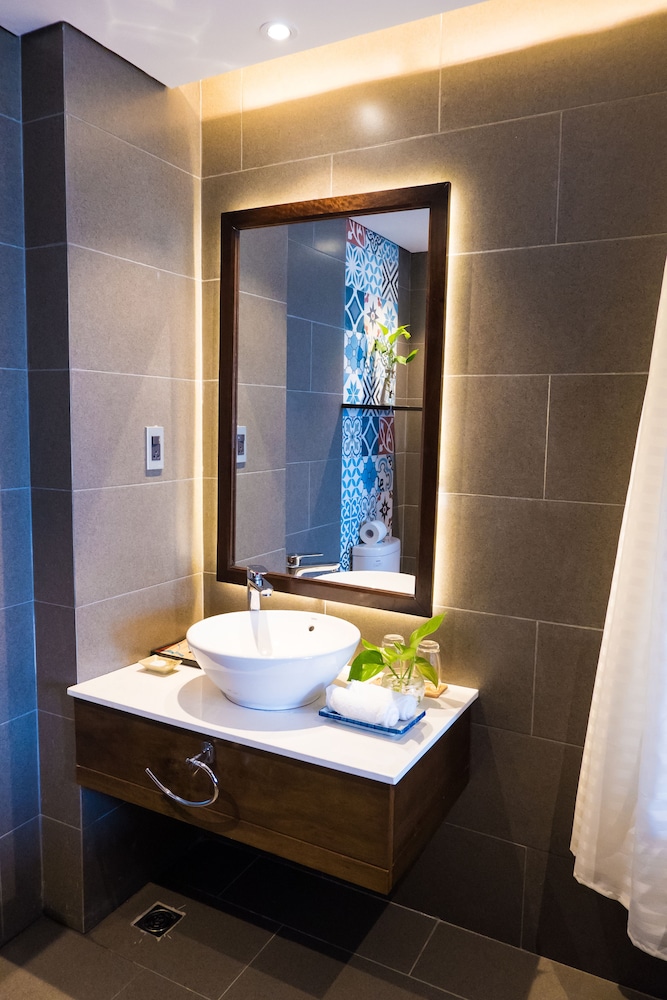 Santori Hotel Danang Bay 69/74