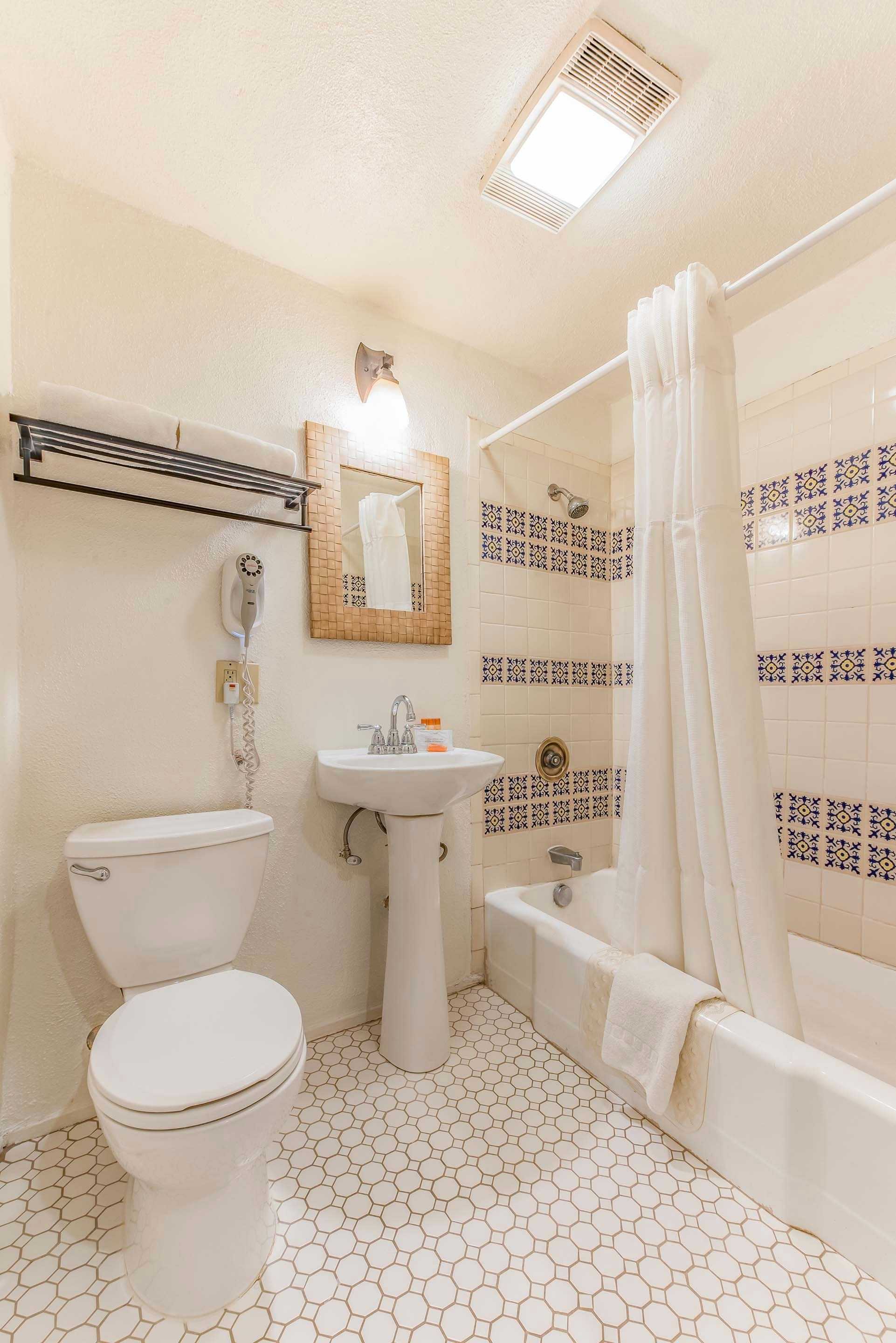 The Historic Taos Inn 75/80