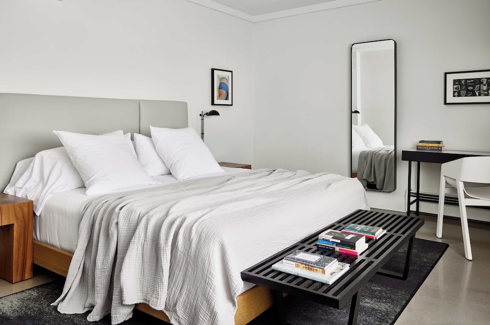 Bluebird Spa City Motor Lodge 25/51