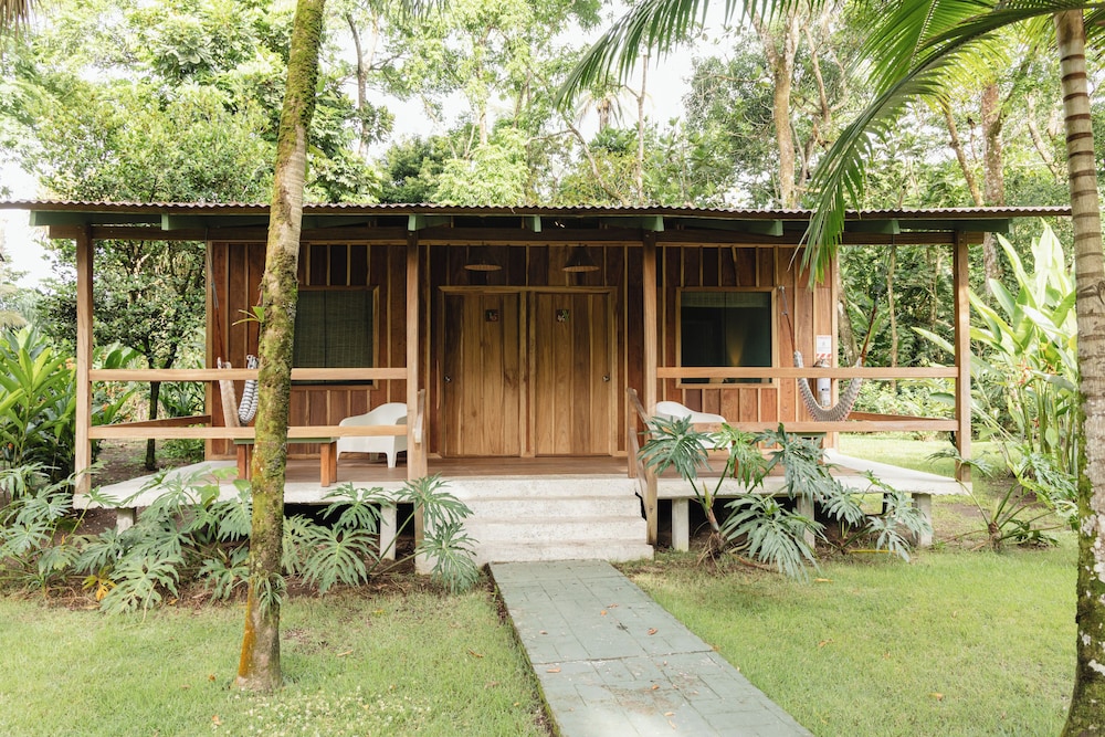 Mawamba Lodge 11/67