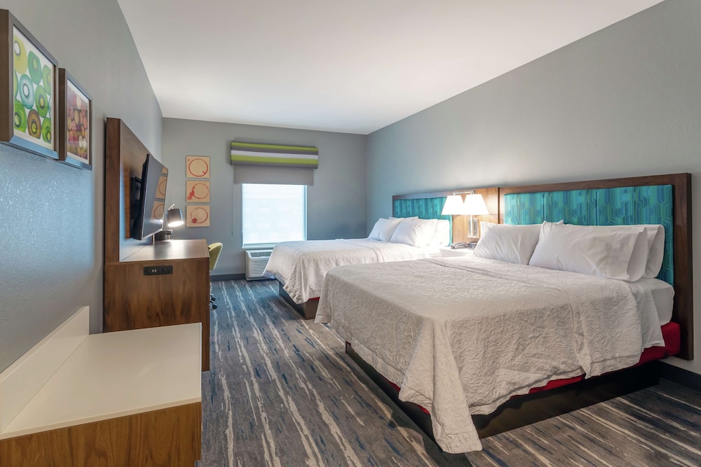 Hampton Inn Madison Oh 22/58