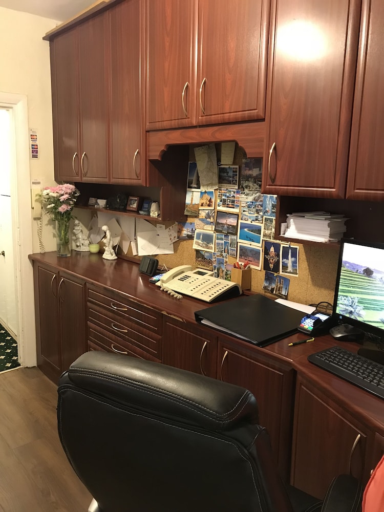 Warwick Lodge 14/24