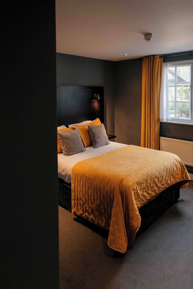 The Vicarage 15/46