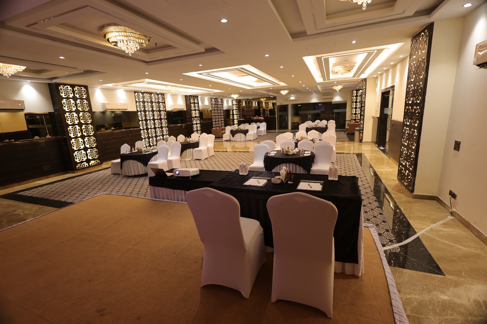 Hotel 91 Huda City Centre 42/50