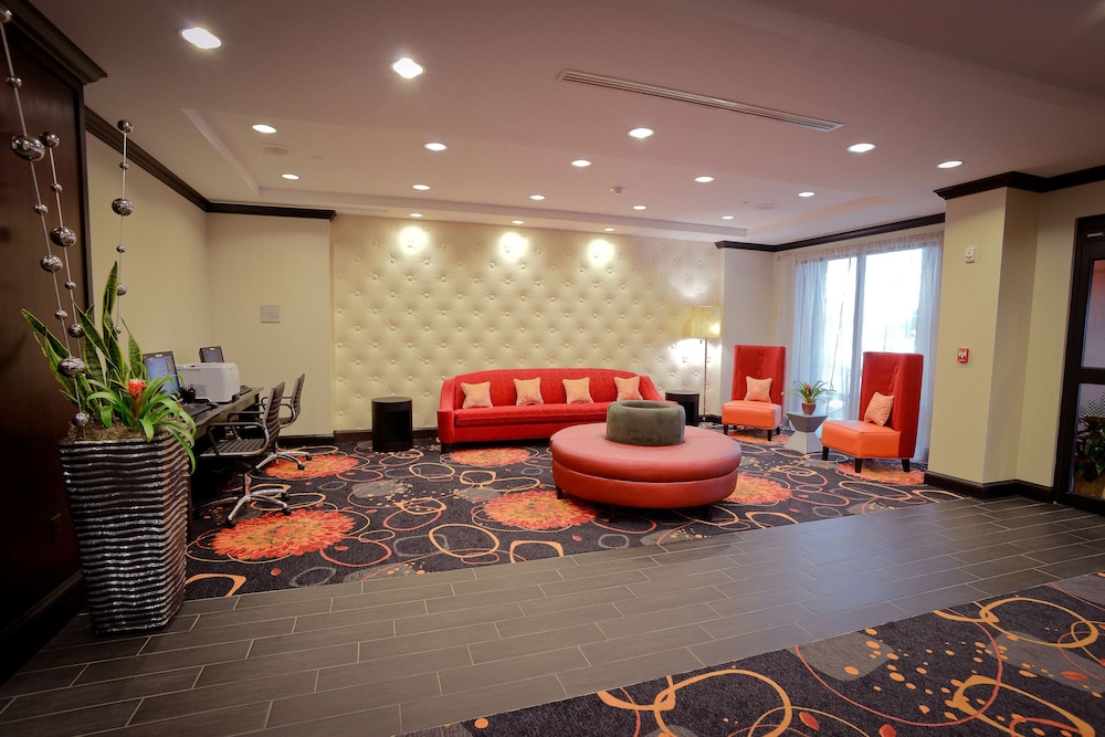 Hampton Inn And Suites Albany 21/32