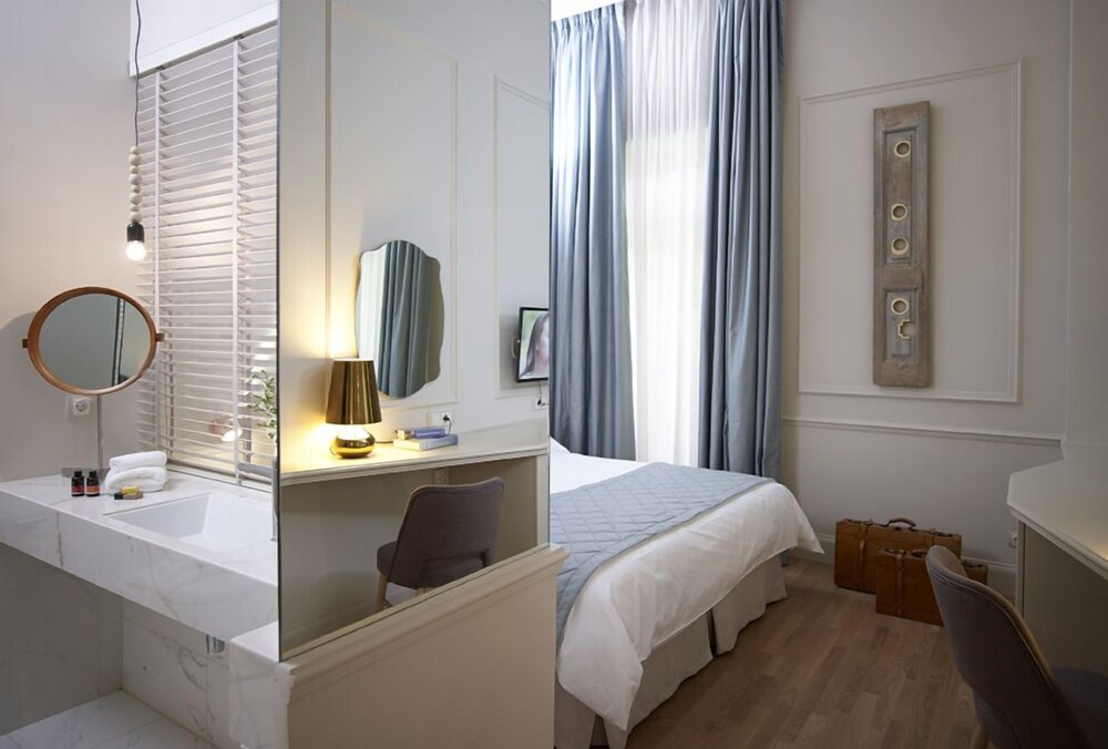 MARPESSA SMART LUXURY HOTEL 74/74