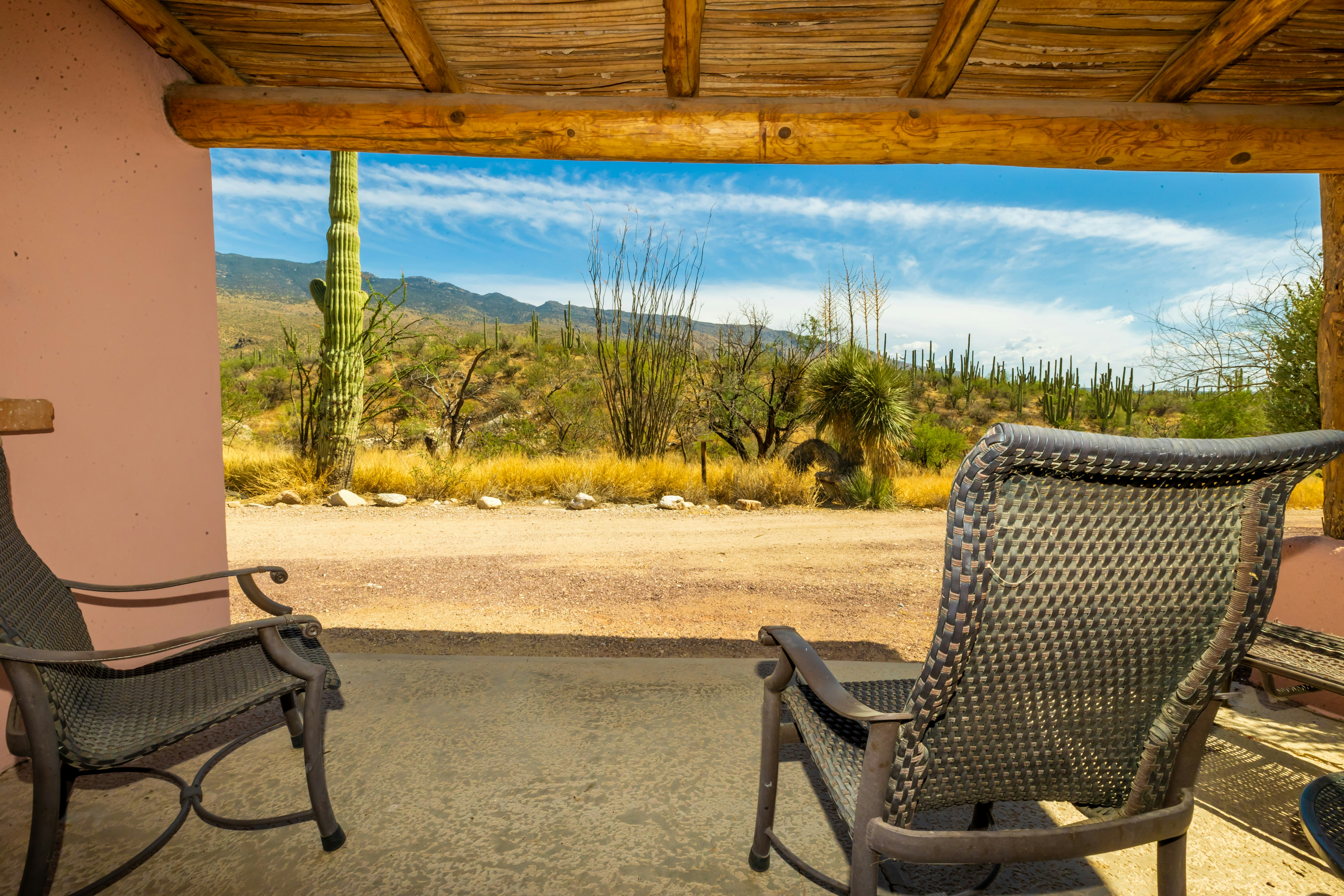 Tanque Verde Ranch 44/76