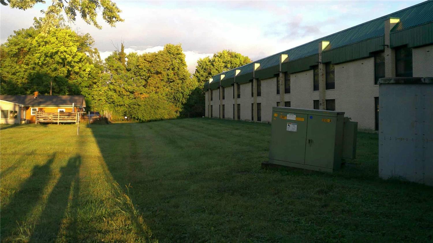 Lafayette Inn & Suites 48/48