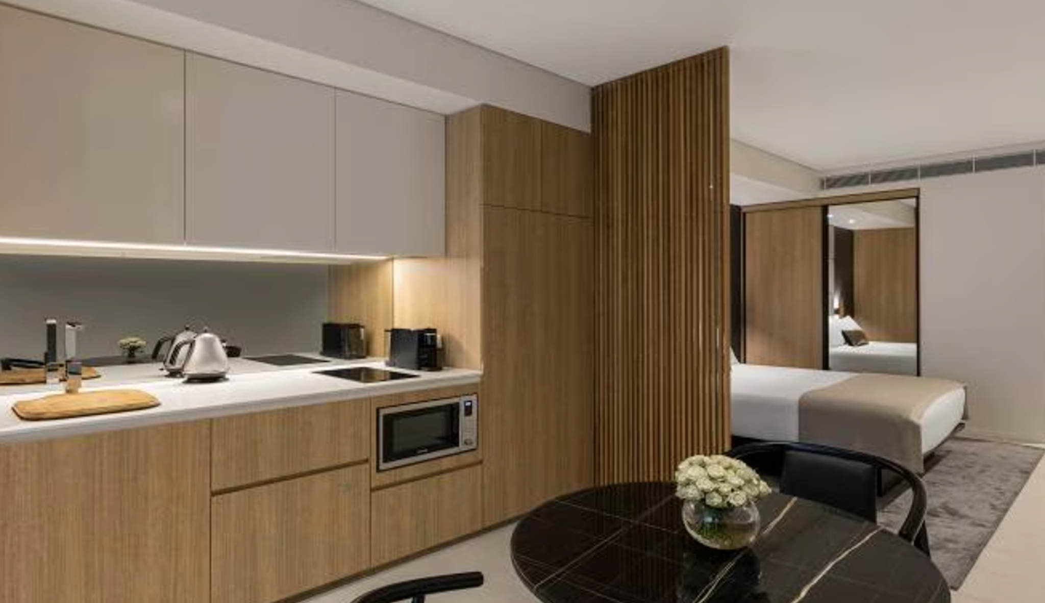 Skye Suites 16/16