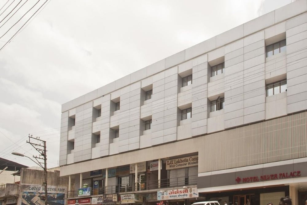 Silver Palace Hotel 2/24