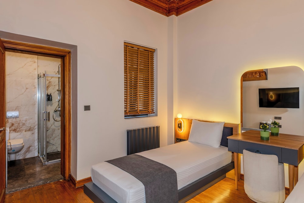 Elmirapera Hotel Spa 20/50