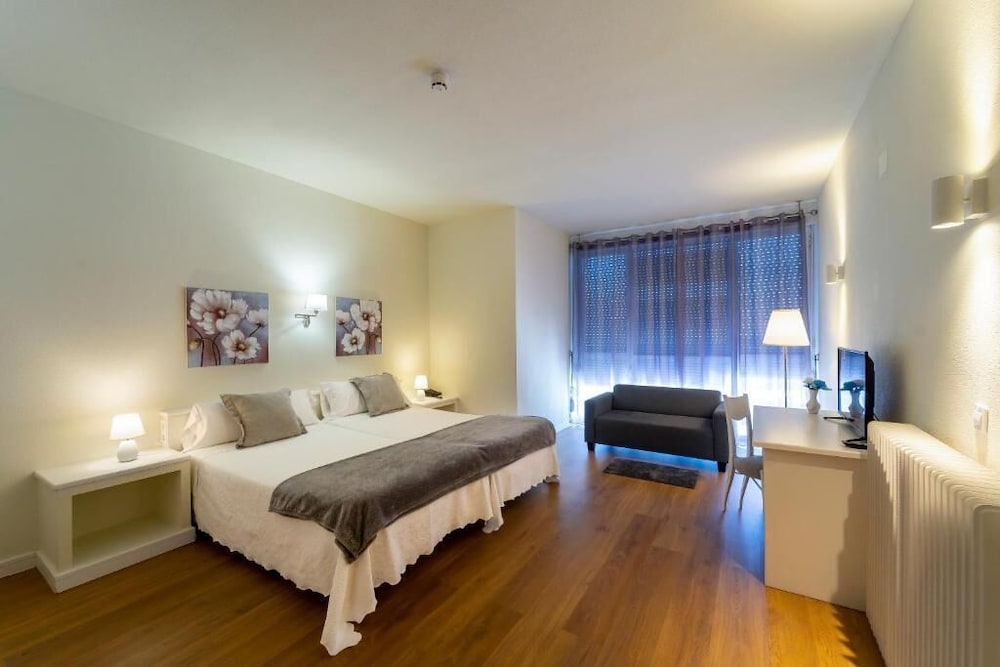 Hotel la Mota 6/28
