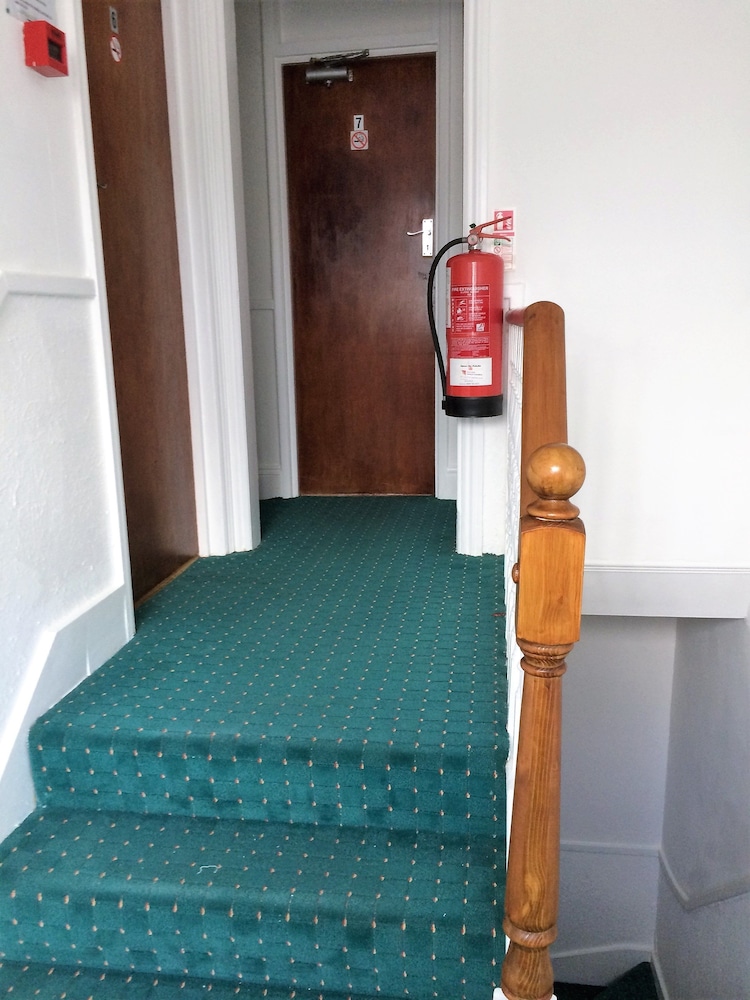 Carrington Guest House 34/50