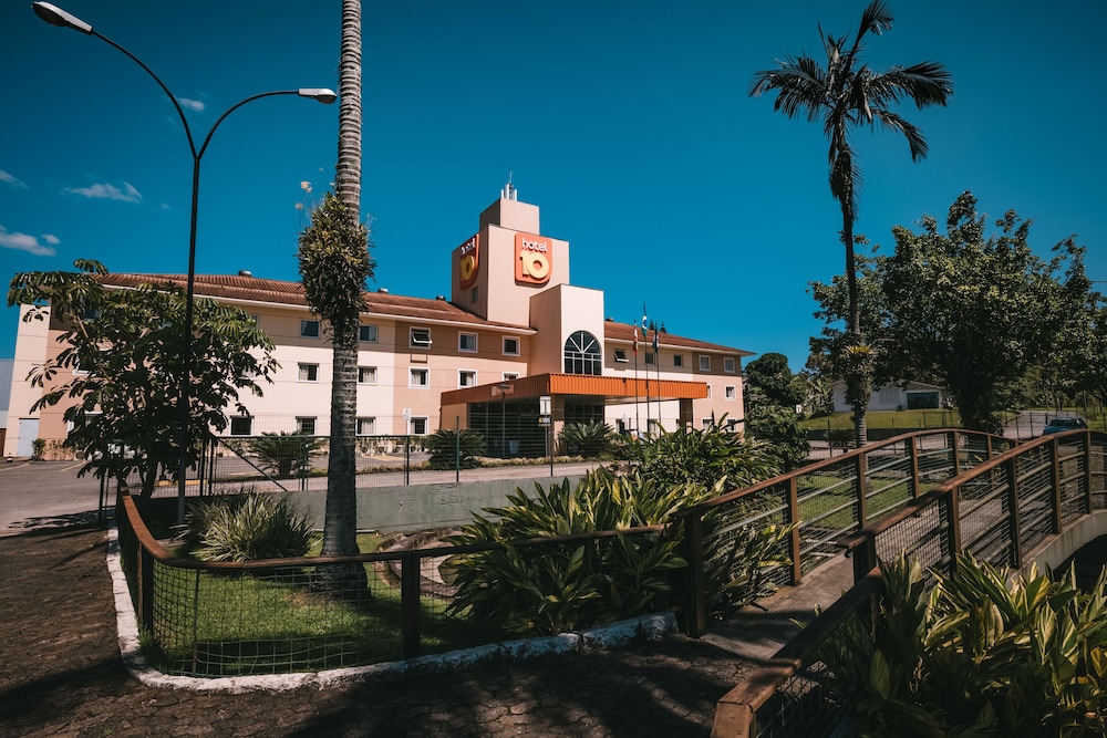 HOTEL 10 JOINVILLE 28/31