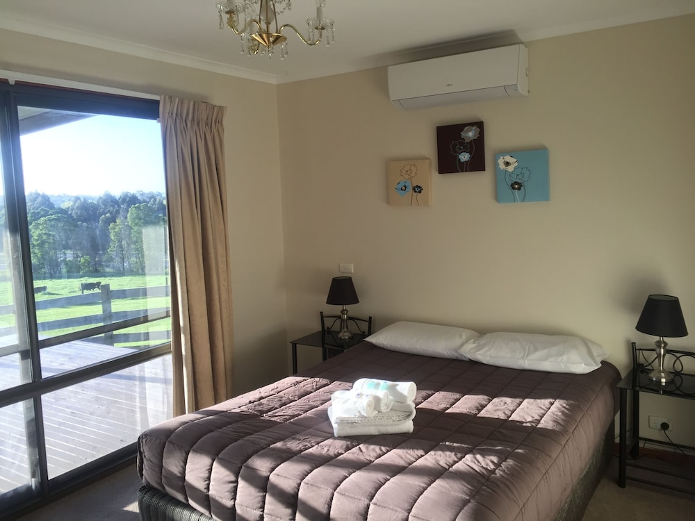 WARRAGUL VIEWS MOTOR INN 18/65