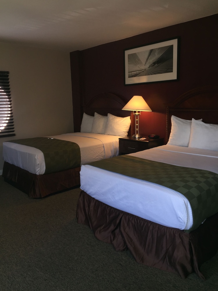 Knights Inn Downtown Los Angeles 31/57