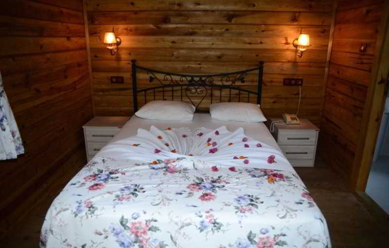 Sevki Bey Hotel 34/50