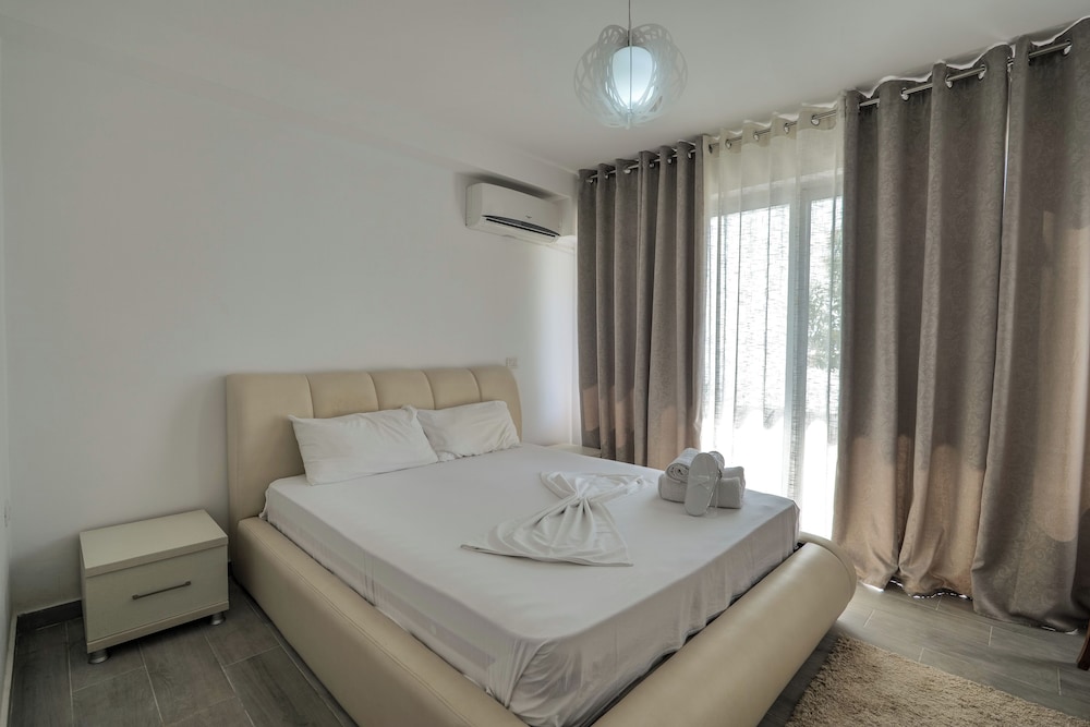 Hotel Sunrays 25/62
