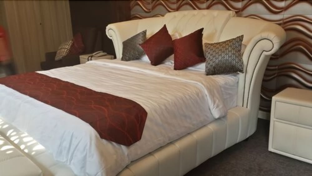 Sani Hotel 8/22