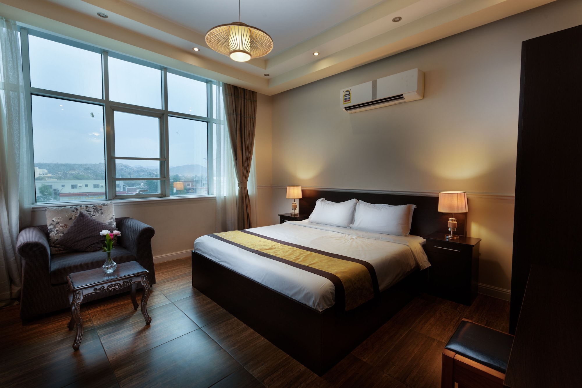 1 BEDROOM, APARTMENT