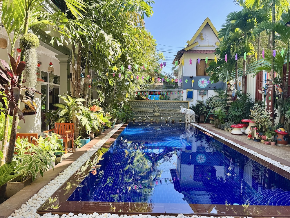 Asanak D'angkor Boutique Hotel 46/50