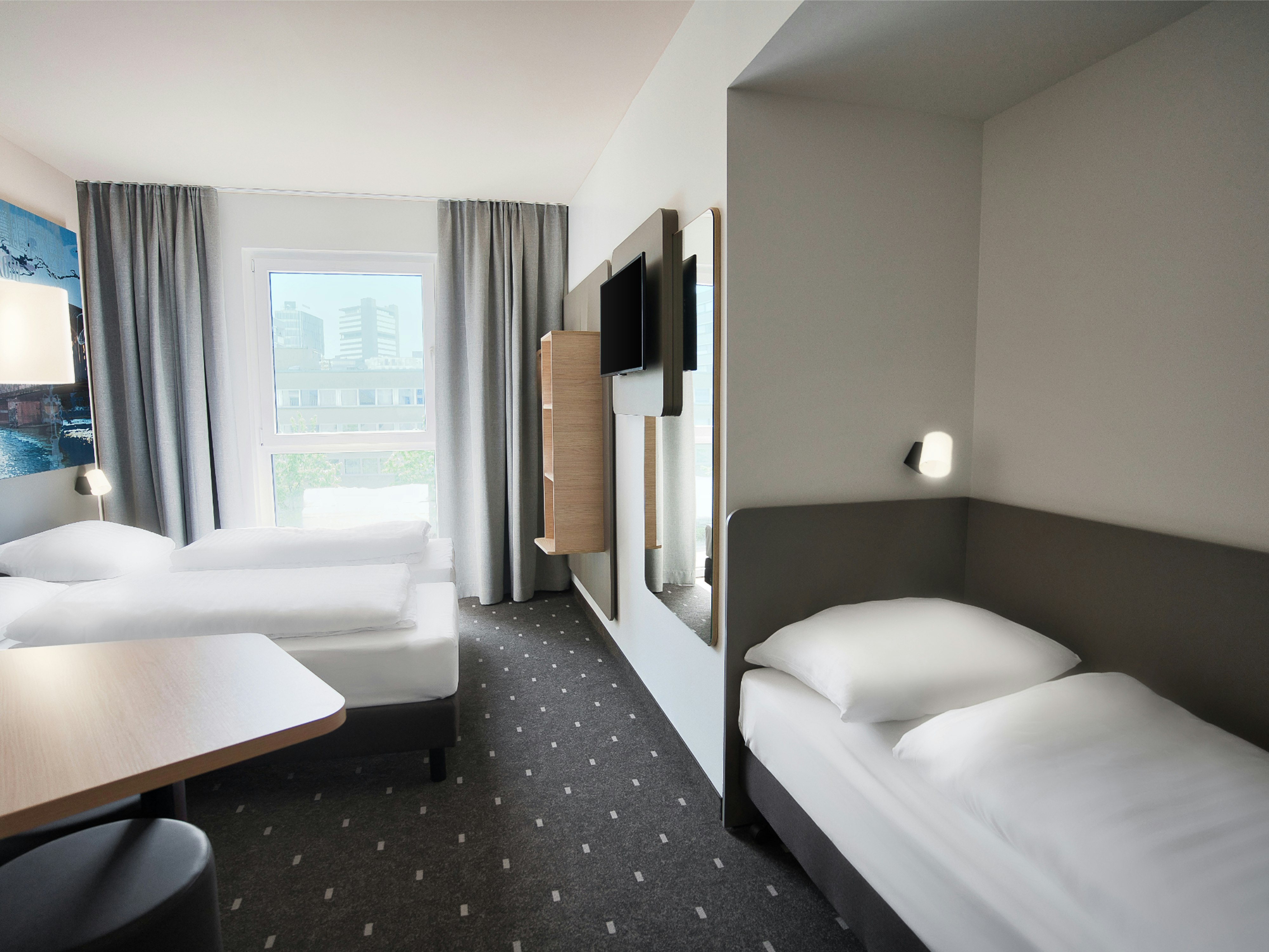 B&B Hotel Koln-City 7/25