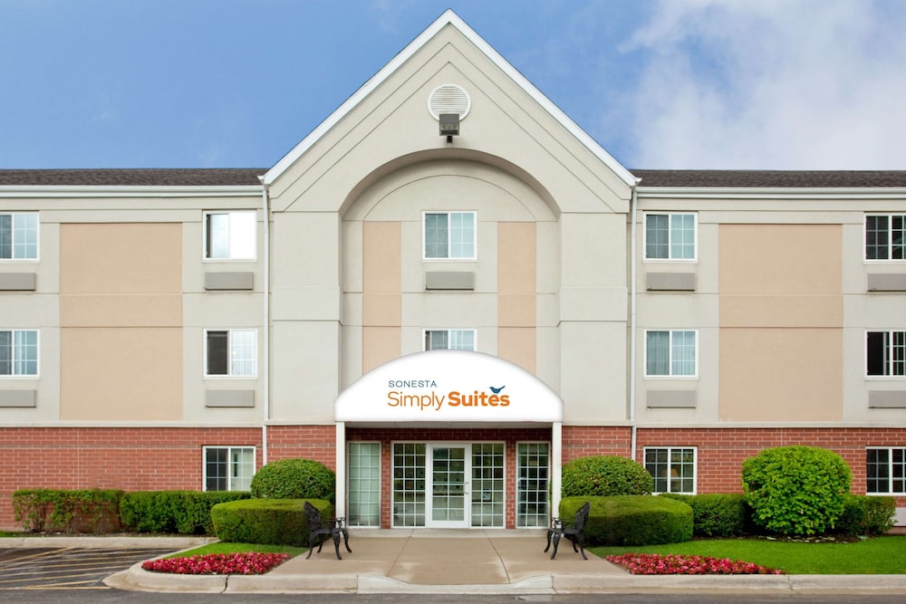 Sonesta Simply Suites Chicago Libertyville 17/42