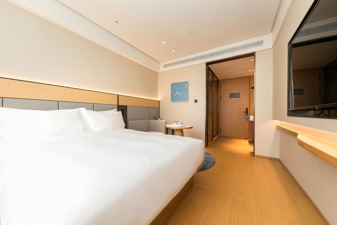Ji Hotel (Shanghai Gubei Fortune Center) 9/22