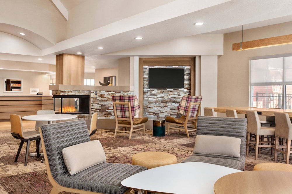 Residence Inn Roseville 24/36