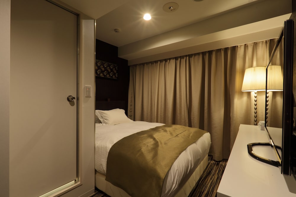 Centurion Hotel Ueno 53/74